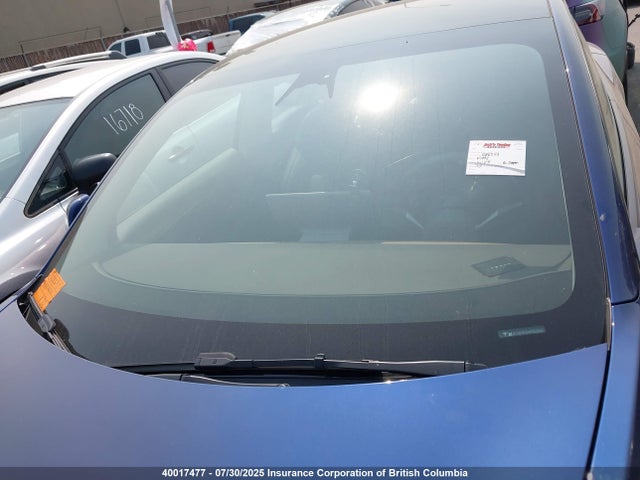 5YJ3E1EA2NF253044 Tesla 2022