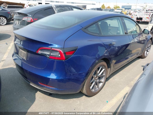 5YJ3E1EA2NF253044 Tesla 2022