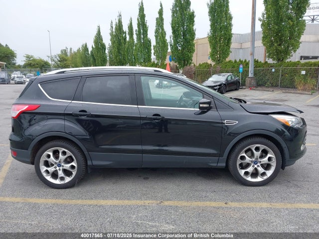 1FMCU9J96EUA95615 Ford Escape