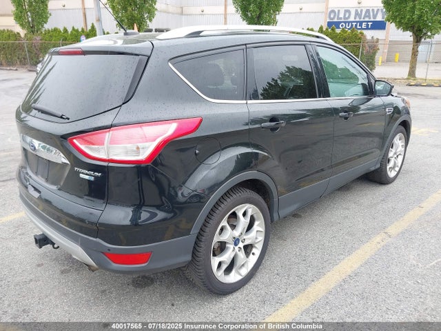 1FMCU9J96EUA95615 Ford Escape