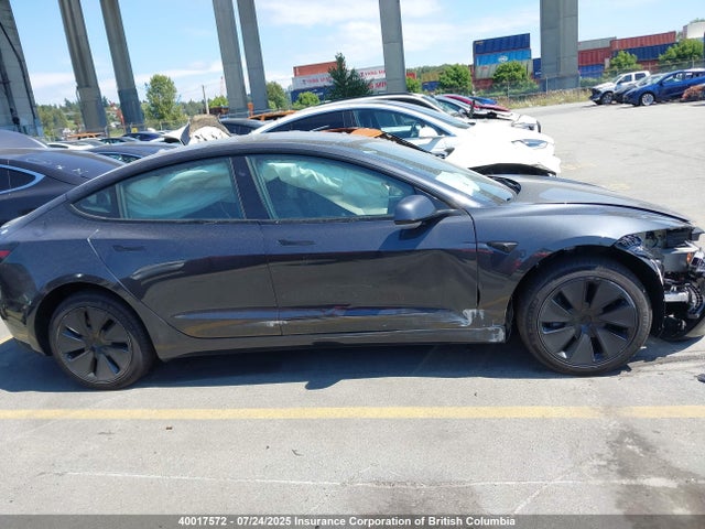 5YJ3E1EA7SF963634 Tesla MODEL 3
