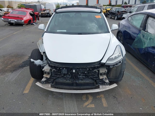 5YJ3E1EB5JF127165 Tesla MODEL 3