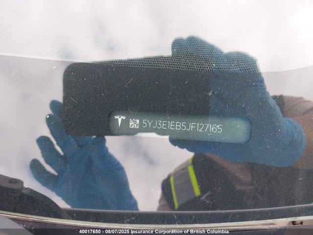 5YJ3E1EB5JF127165 Tesla MODEL 3
