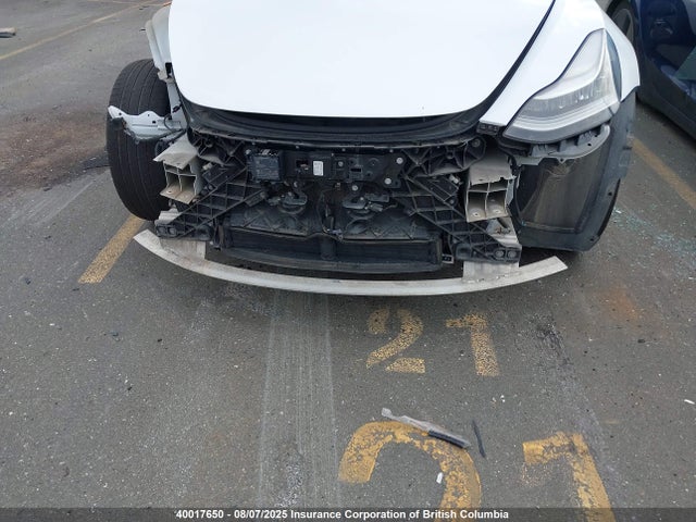 5YJ3E1EB5JF127165 Tesla MODEL 3