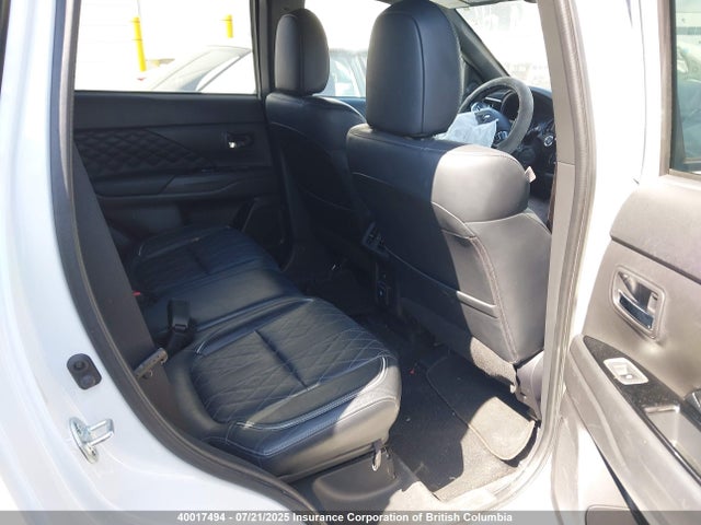 Mitsubishi s61-y61 2022 JA4J2VA72NZ616884 Image 8