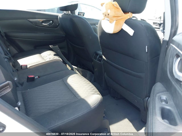 5N1AT2MV7HC833202 Nissan Rogue