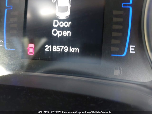 1C3CCCFB5FN564631 Chrysler 200