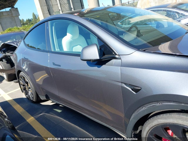 Tesla 2022 2022 7SAYGDEF0NF484315 Image 12