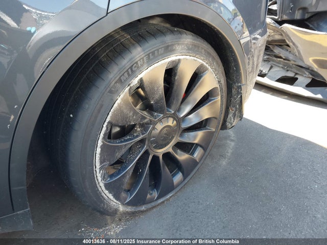 Tesla 2022 2022 7SAYGDEF0NF484315 Image 18