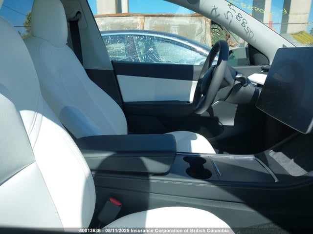 Tesla 2022 2022 7SAYGDEF0NF484315 Image 5
