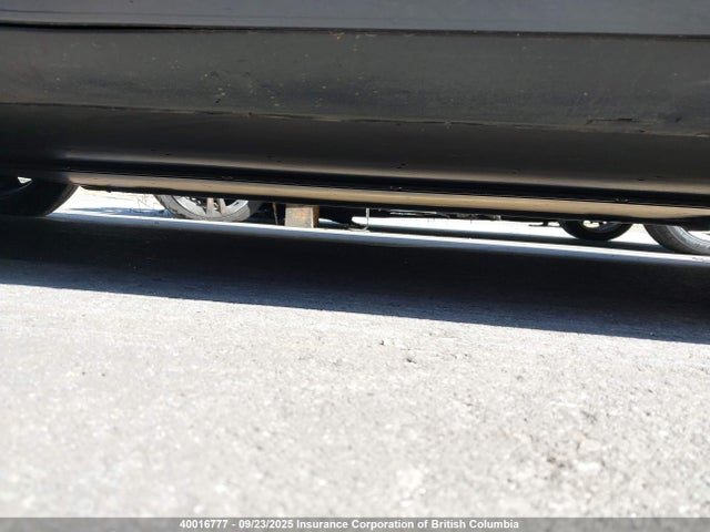 Tesla 2022 2022 5YJ3E1EA6NF157403 Image 10