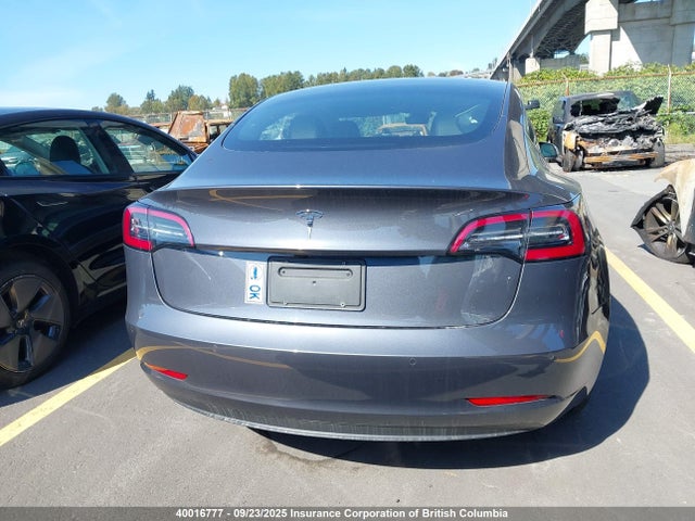 Tesla 2022 2022 5YJ3E1EA6NF157403 Image 16
