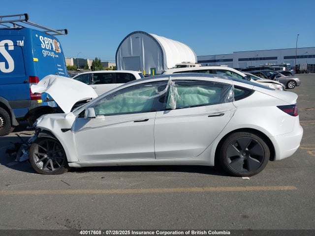 5YJ3E1EA1PF434378 Tesla 2023