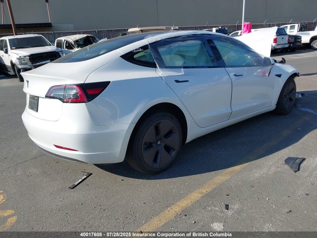 5YJ3E1EA1PF434378 Tesla 2023