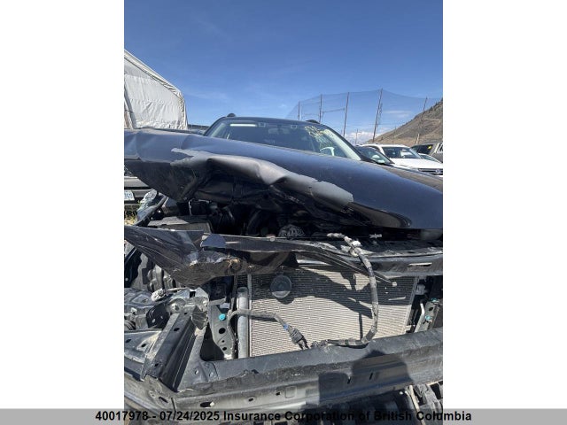 JF2GTHSCXNH235219 Subaru na