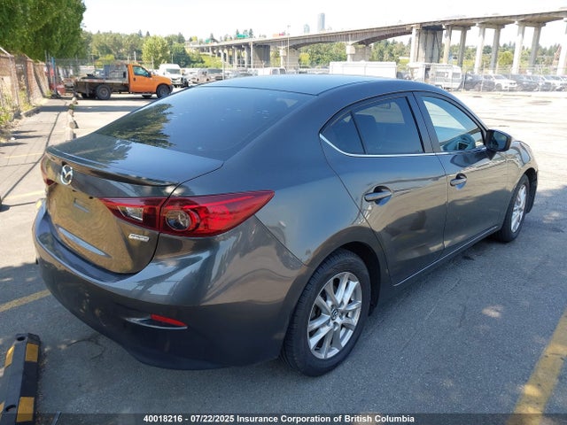JM1BN1T71H1149810 Mazda pe
