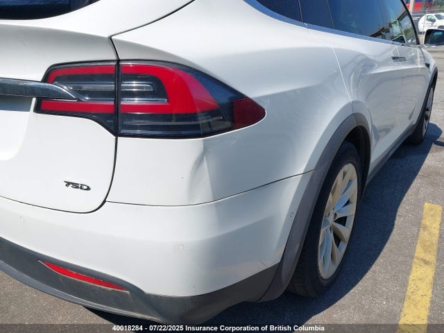 5YJXCAE26JF095320 Tesla 2018