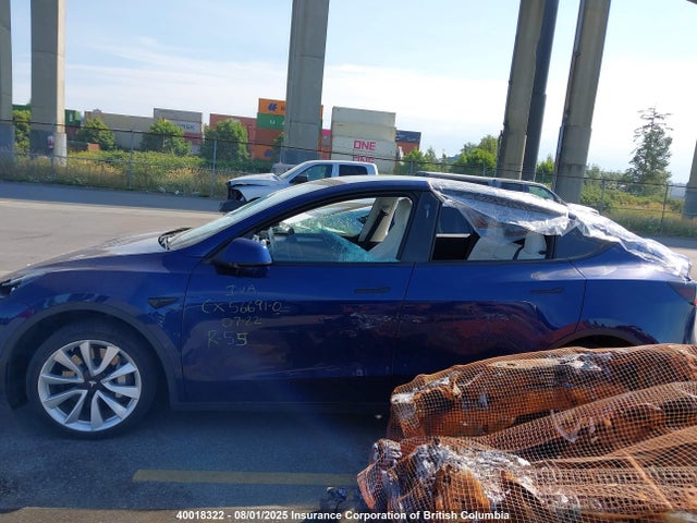 7SAYGDEE4NF537864 Tesla 2022