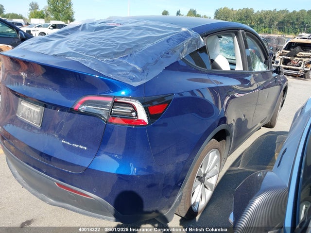 7SAYGDEE4NF537864 Tesla 2022