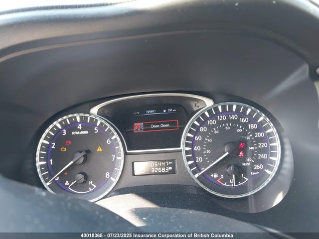 5N1AL0MM9FC538563 Infiniti 2015