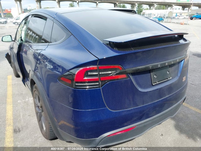 Tesla MODEL X 2023 7SAXCBE61PF412361 Image 3