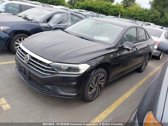 3VWG57BU8KM011124 Volkswagen 1.4 tsi