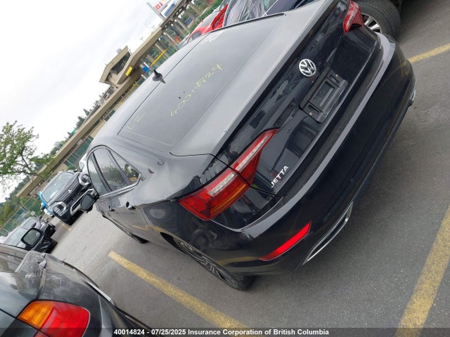 3VWG57BU8KM011124 Volkswagen 1.4 tsi