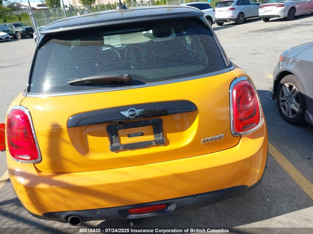 WMWXP5C51G3B76384 Mini Hardtop