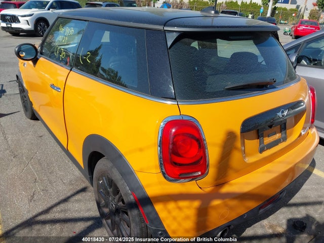 WMWXP5C51G3B76384 Mini Hardtop