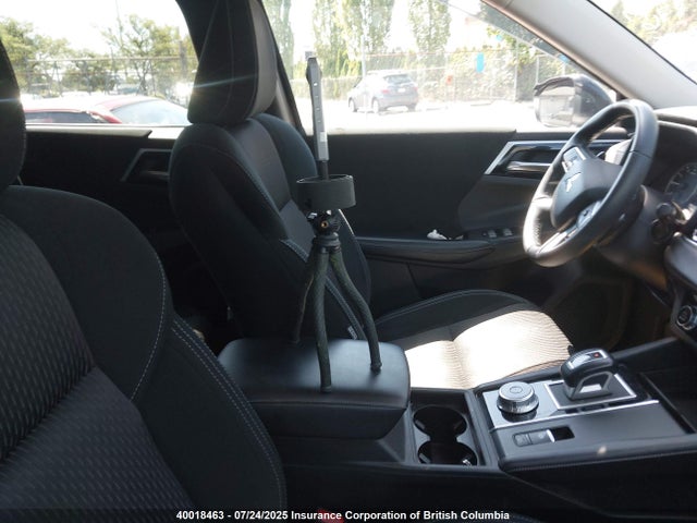 JA4J4TA81PZ602453 Mitsubishi Outlander