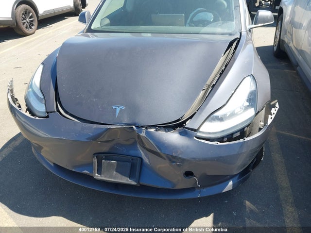 5YJ3E1EAXLF770833 Tesla MODEL 3