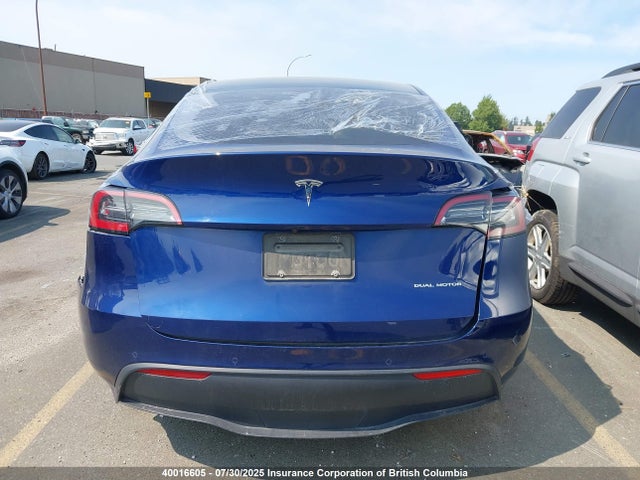 5YJYGDEE3MF210870 Tesla Model Y