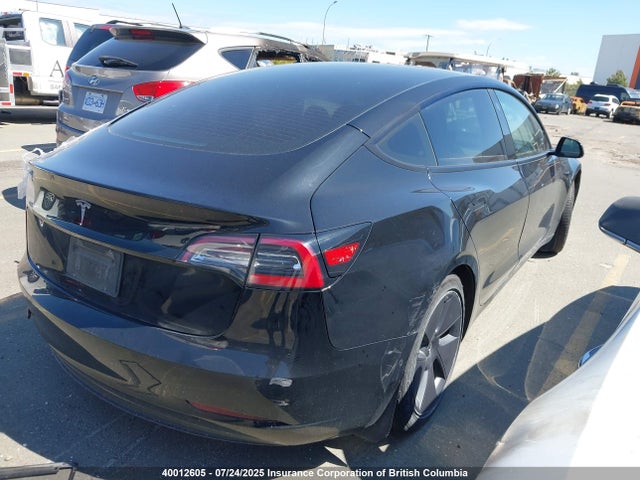 5YJ3E1EA0MF848408 Tesla 2021