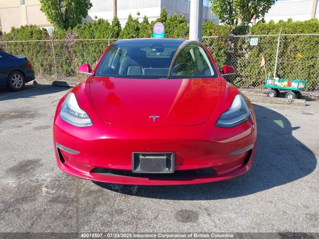 5YJ3E1EB2JF107021 Tesla MODEL 3