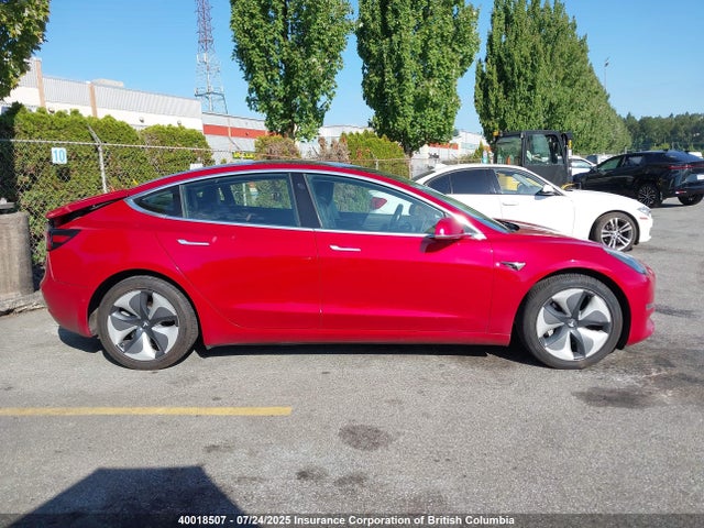 5YJ3E1EB2JF107021 Tesla MODEL 3