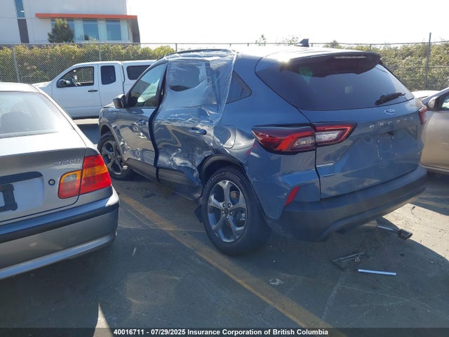 1FMCU9MZXSUA75620 Ford dura d4 ivct atk