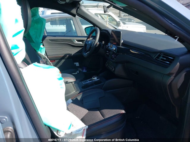 1FMCU9MZXSUA75620 Ford dura d4 ivct atk