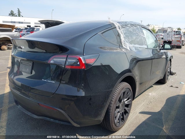 Tesla Model Y 2022 7SAYGDEE4NF576566 Image 4