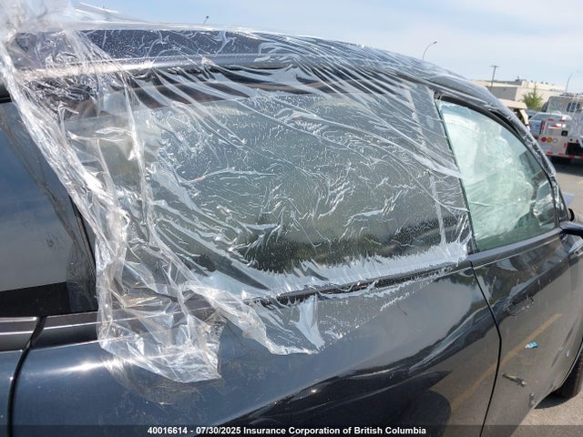 Tesla Model Y 2022 7SAYGDEE4NF576566 Image 8