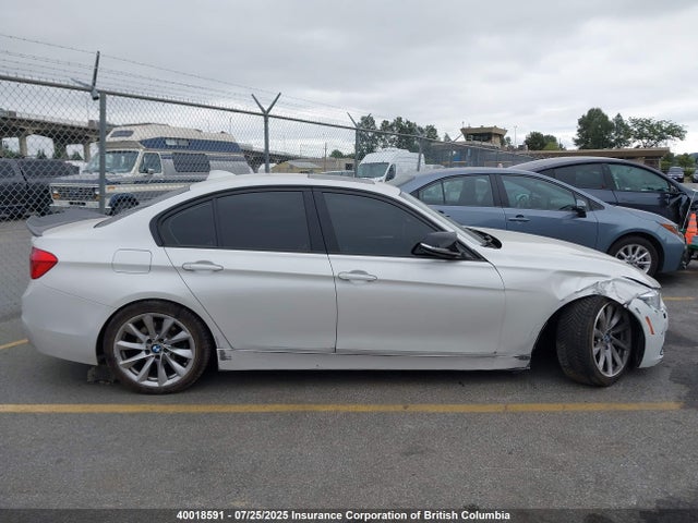 WBA8D9C58JA012585 BMW 330I