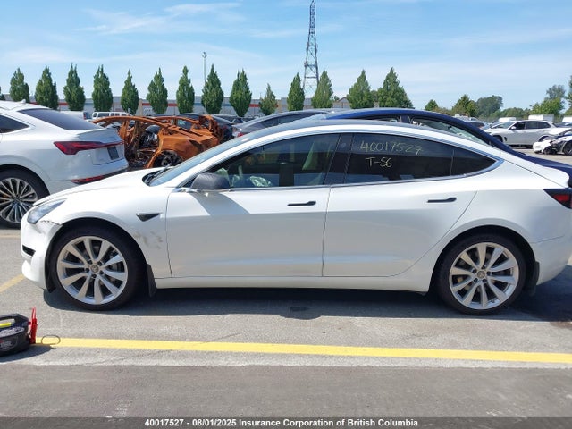 5YJ3E1EB1LF626435 Tesla 2020