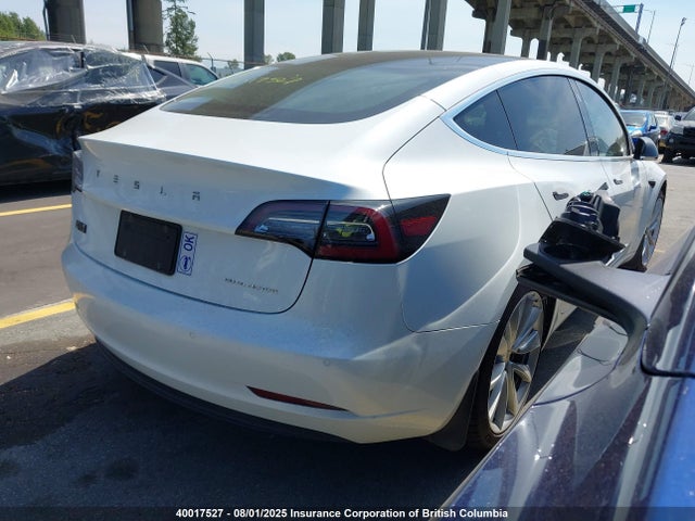 5YJ3E1EB1LF626435 Tesla 2020