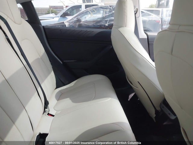 5YJ3E1EB1LF626435 Tesla 2020