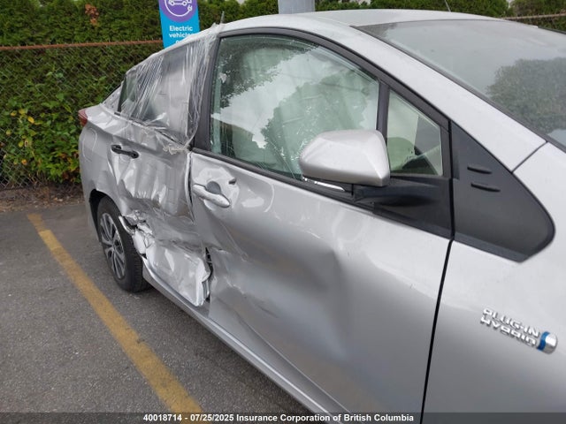 JTDKAMFP4N3222483 Toyota 2zr-fxe, 1nm+1sm
