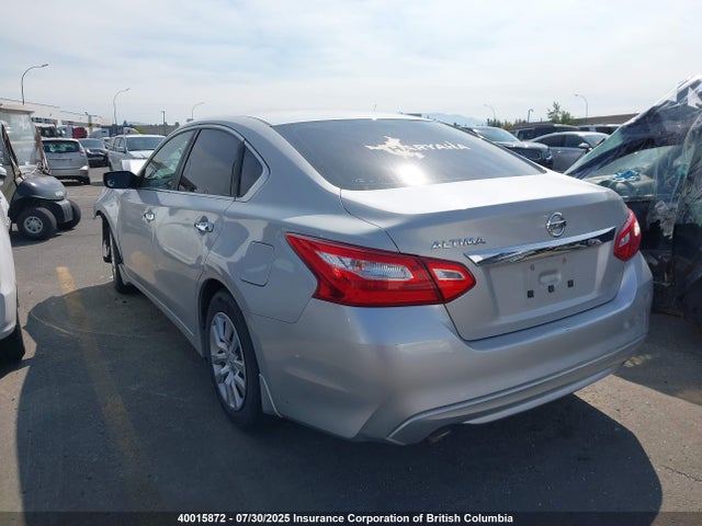 1N4AL3AP6GN335260 Nissan 2016