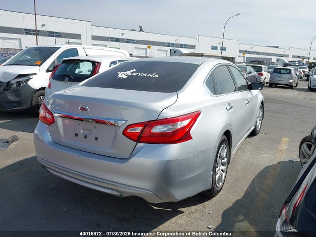 1N4AL3AP6GN335260 Nissan 2016