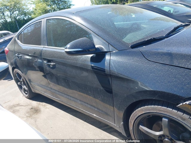 KMHD84LF3HU399827 Hyundai 2017