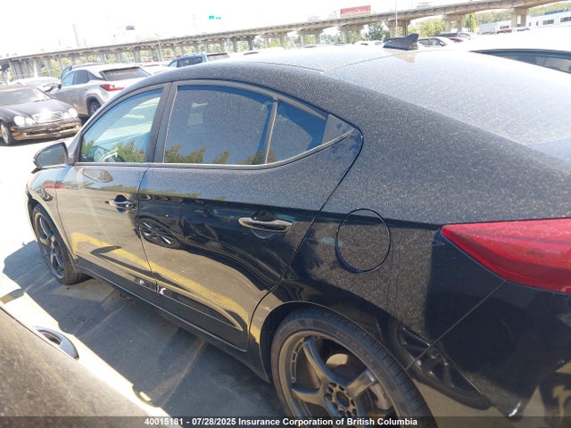 KMHD84LF3HU399827 Hyundai 2017