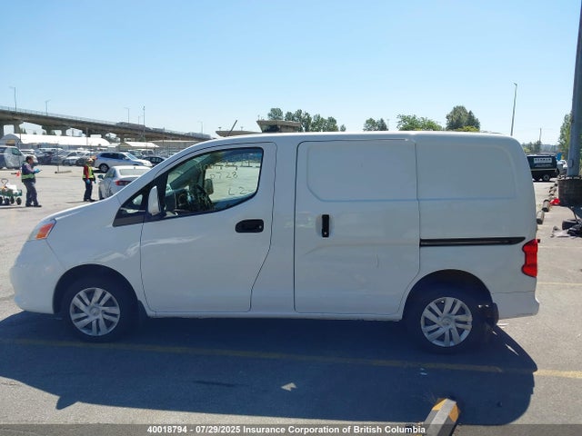 Nissan 2018 2018 3N6CM0KN7JK692873 Image 15