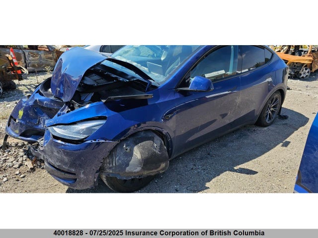 7SAYGAEE5SF293426 Tesla Model Y